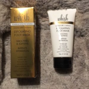 Whisk exfoliating Foot mask